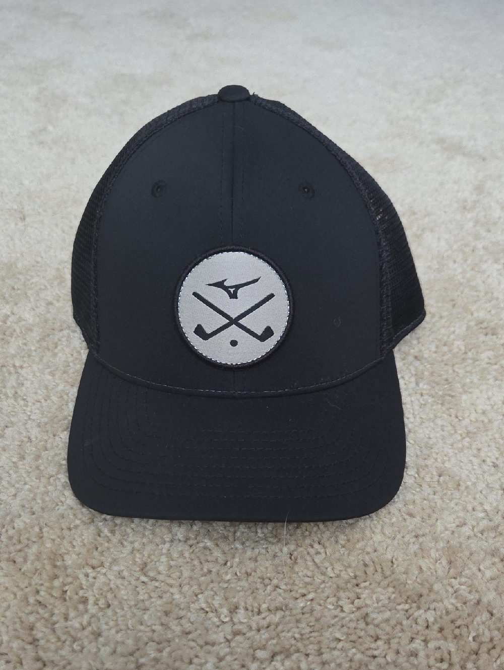Mizuno Black Baseball Trucker Hat with Golf Emblem